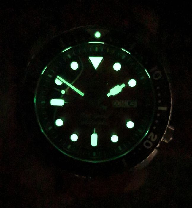 Ceas automatic Seiko Mod Turtle Special Red curea FKM