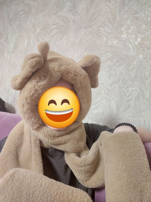 Продам балаклаву, возраст 8–12 лет. В хорошем состоянии.