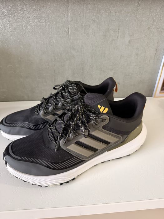 Кроссовски Adidas original