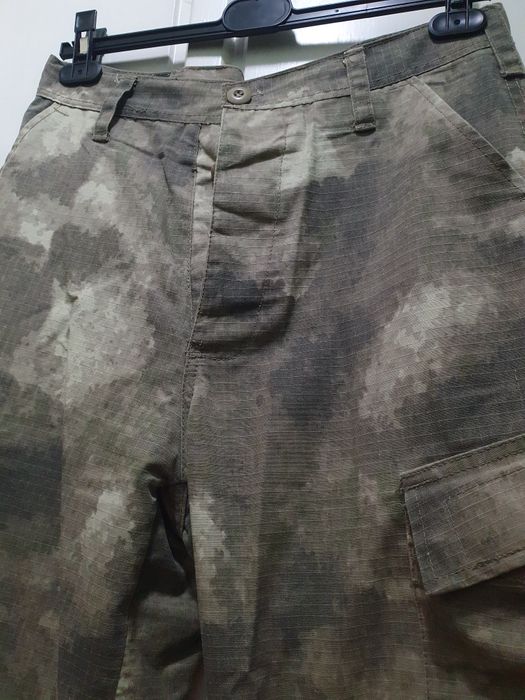 Pantaloni tactici pe camuflaj Atacs AU