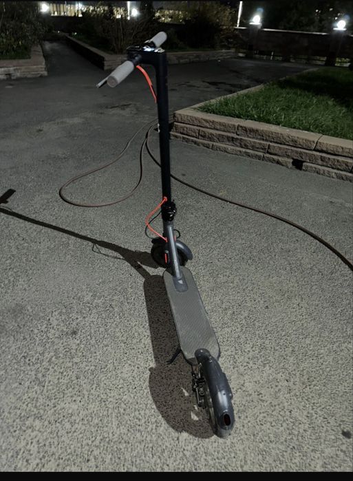 Продам самокат ксяоми