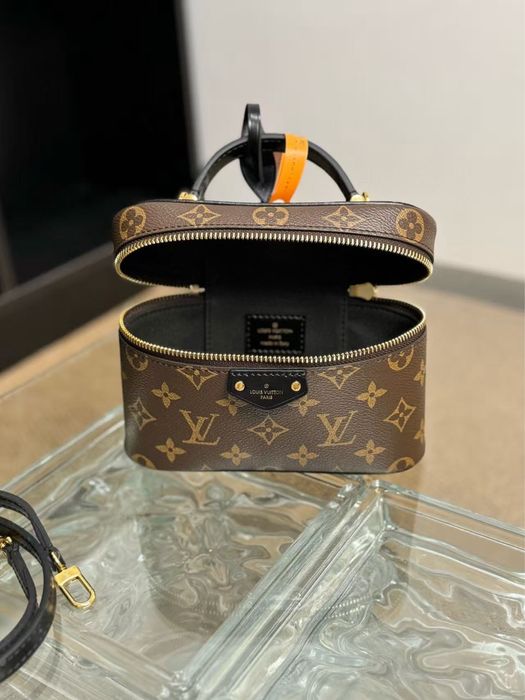 Сумка Louis Vuitton Vanity