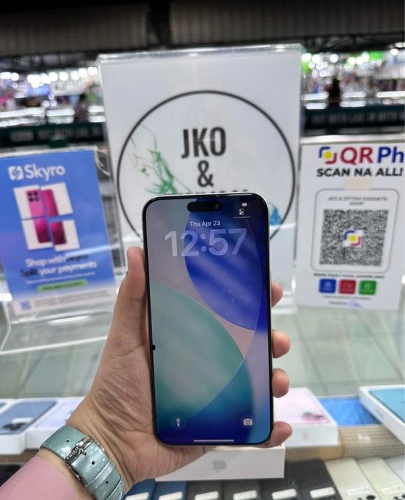 iPhone 15 PRO MaX de 256 GB cu 94% Bateria