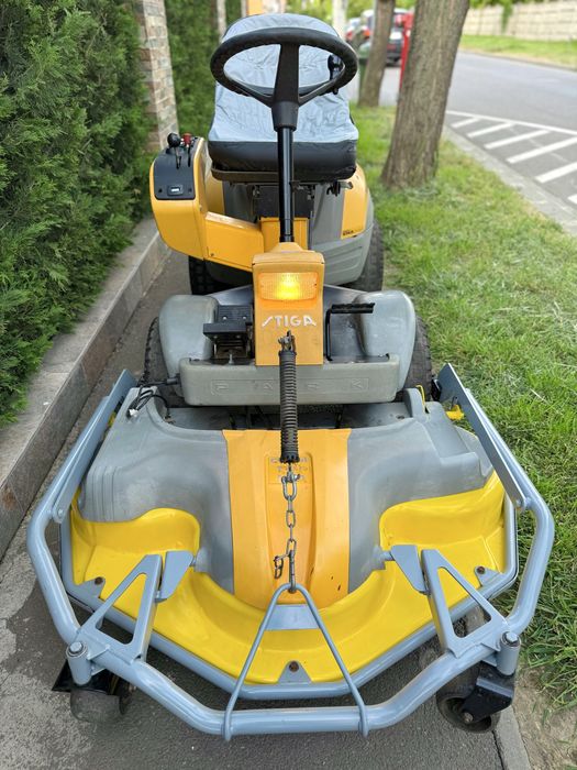 Tractoras de tuns iarba Stiga Park Kohler 25.0cp 724cc profesional