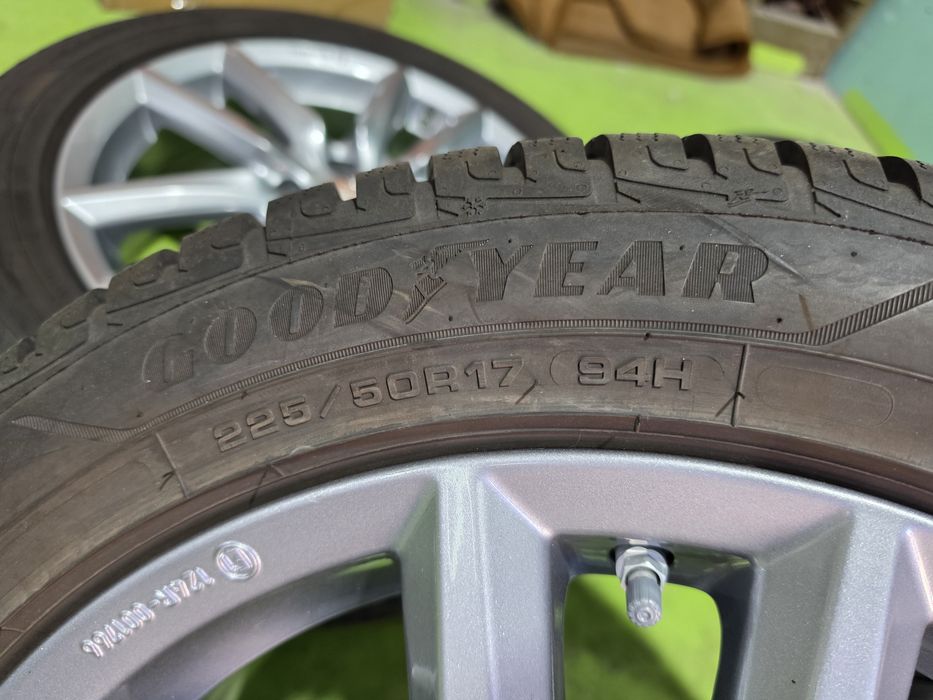 17 5x112 Mercedes C Class W206 W205 лети джанти 5х112 зимен комплект 225/50/17 Goodyear