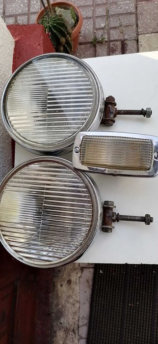 oglinzi  auto   dacia  1300  si alte  scule pret  850  lei