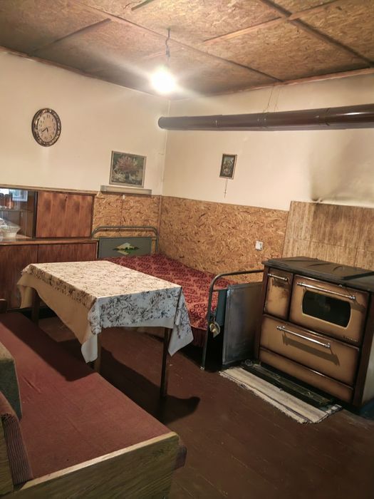 Продавам къща в с. Велино