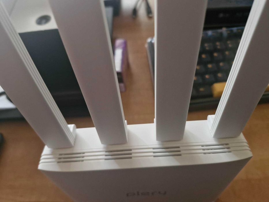 Router cu failover automat Plery R605 V2 4G LTE CAT4 WiFi6 300Mbps POE