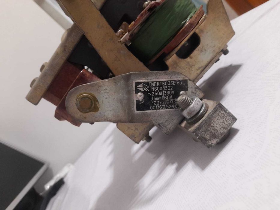 Продам Контактор 250 Ампер. 380 вольт