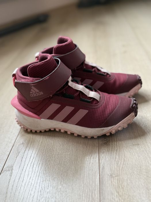 Детски боти Adidas