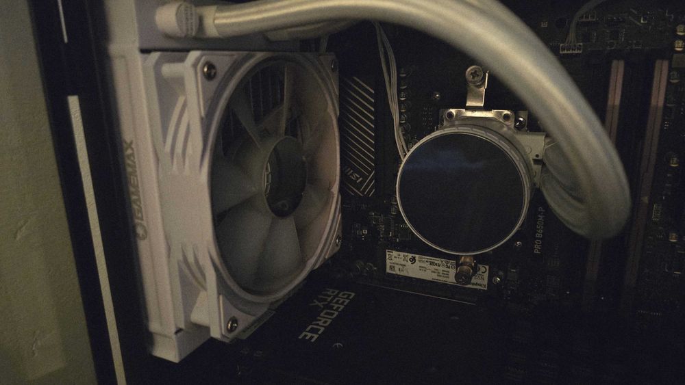 Cooler CPU Gamemax IceBurg Infinity 120 White – stare excelentă!