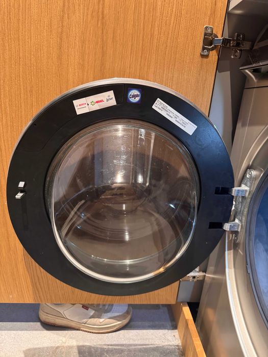 Пералня BOSCH 8 series WGB2560X0
