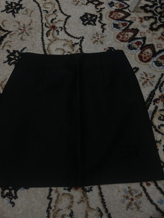 Жаңа юбка, S өлшем, қол жетімді баға