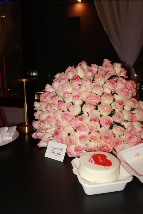 101 роза свежие розовые