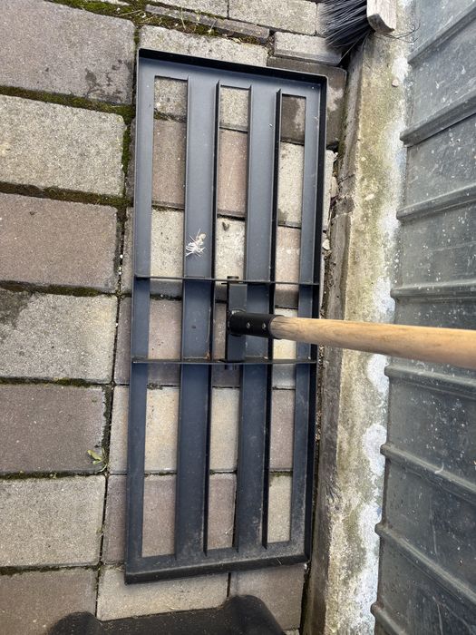 Nivelator gazon din metal cu maner