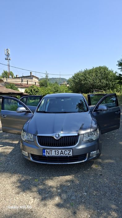 Vând Skoda Superb 2