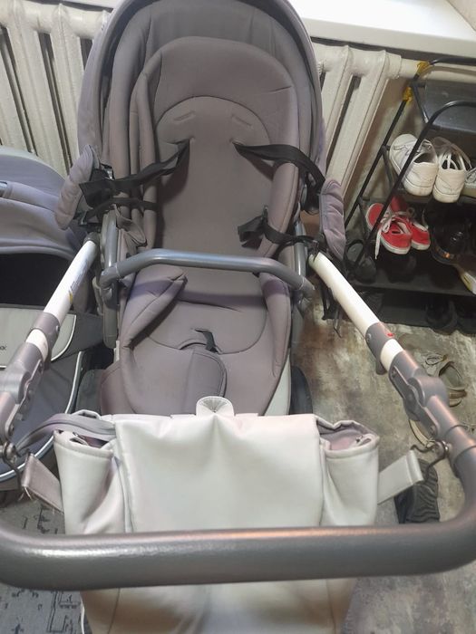 Продам коляску anex 3 в 1