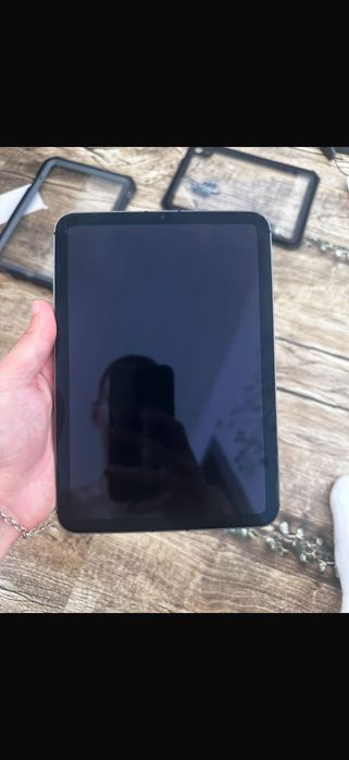 iPad Mini 6 Space Gray 64GB Wi-Fi + Husă, Stare Excelentă