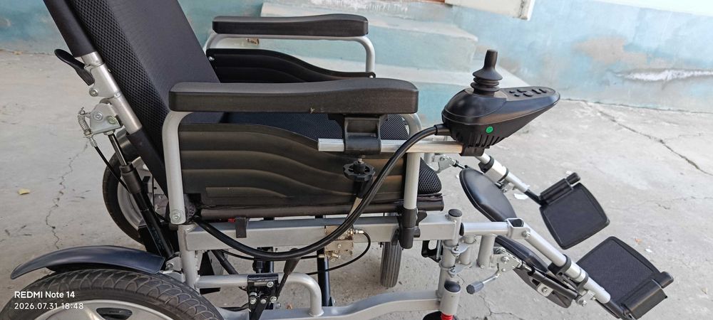 Nogironlar uchun elektr aravacha