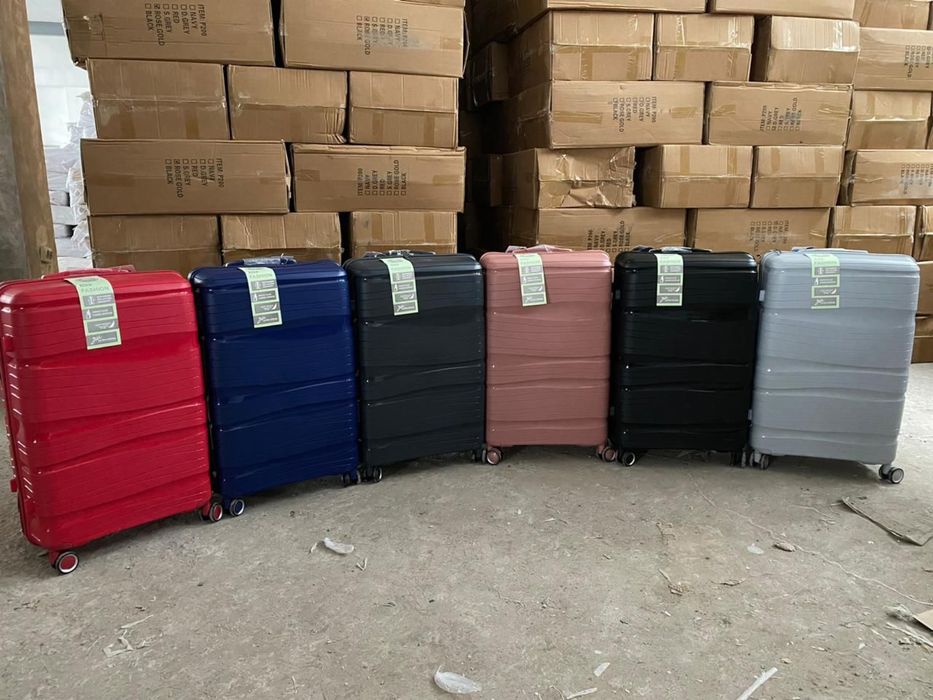 Чемодан полипропилен