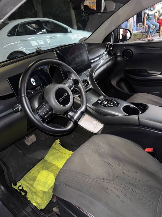 Byd e2 luxury 405 km