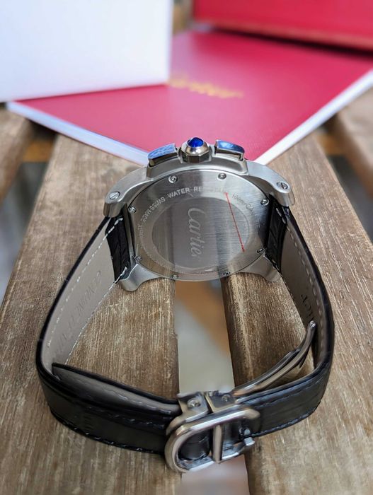 Кварцов мъжки часовник Cartier Calibre de Cartier