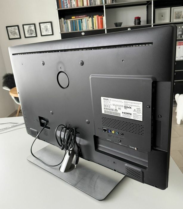 Продается телевизор Philips 42