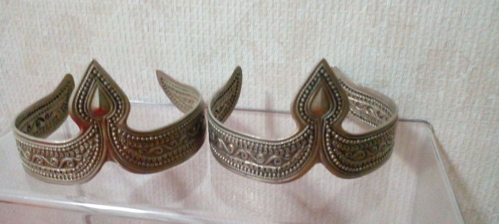 Блезик для запястья