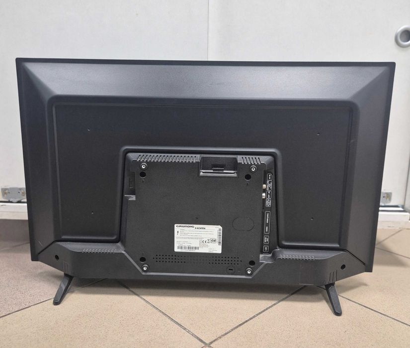 Smart TV Grundig 32 inch ( B33277.1/Ag28 Doi Baieti ) Garantie 2 ani !