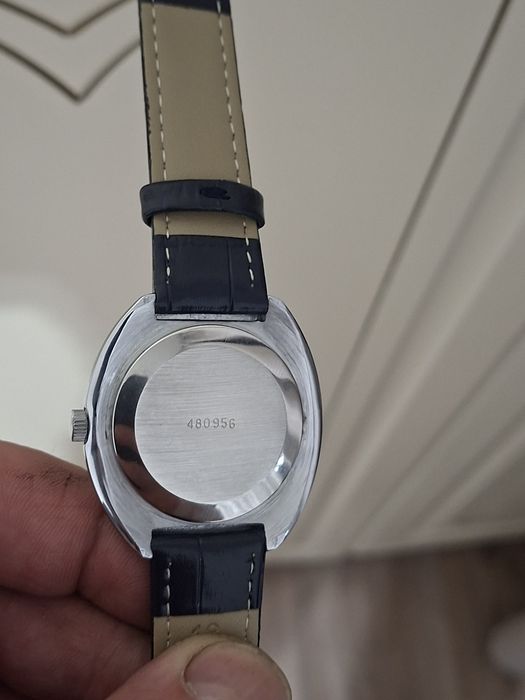 Продам часы СССР
