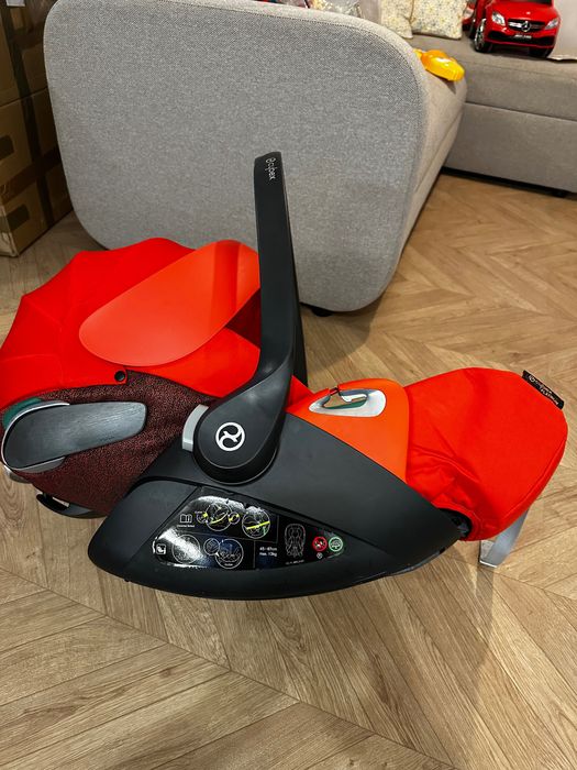 Cybex Cloud Z2 + база