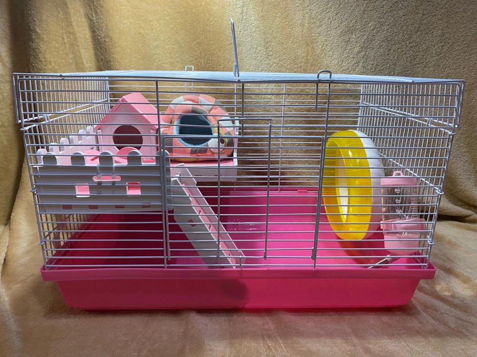 Продаются новые клетки для хомяков
