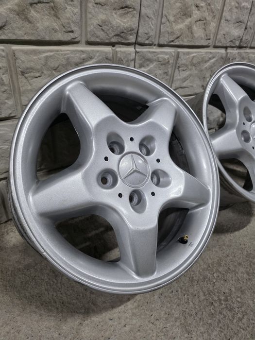 Диски Mercedes Benz 8x16 5x112 ET62 D оригинал.66
https://euroaut