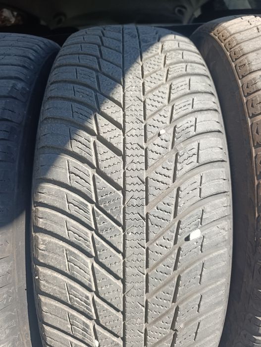 Nexen all seasons 225/60/18