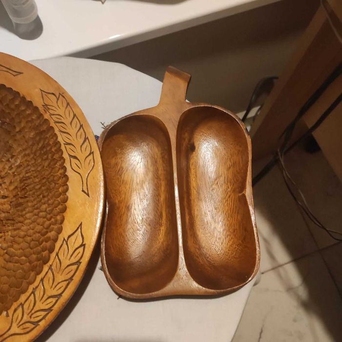 Дървени подноси за сервиране