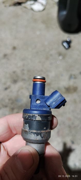 Продам форсунки Бош Карина Е 7A-FE LB