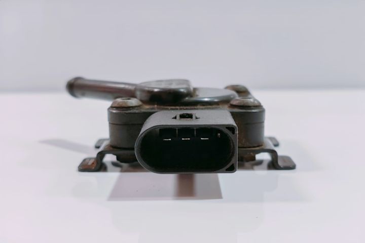 Senzor DPF / evacuare 1362778921901 BMW Seria 5 E60/E61