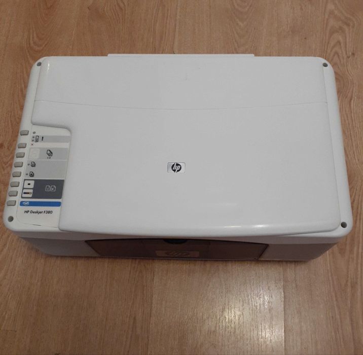 Принтер и сканер HP Deskjet F380