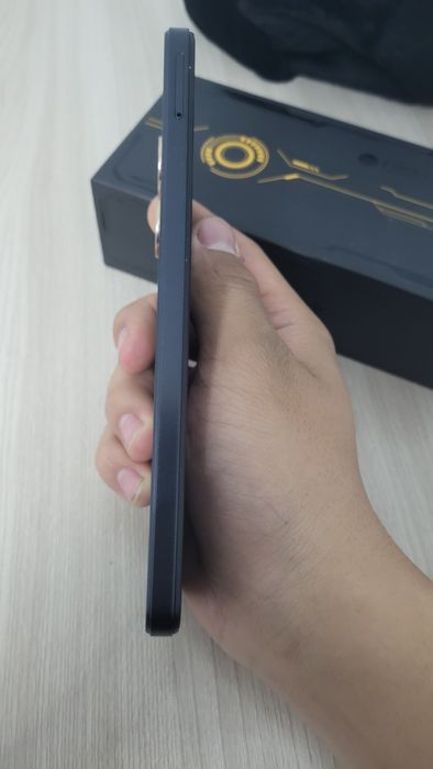 Телефон Zte nudia neo 5g