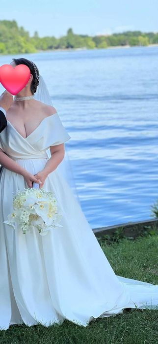Vand Rochie mireasa