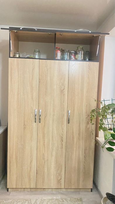 Продам шкаф в хорошем состоянии