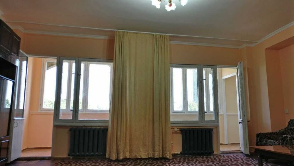 3-х комнатная на Дружба Народов 93м2