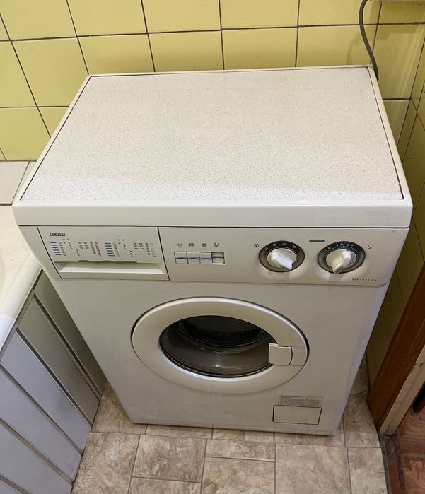 Стиральная машинка Занусси