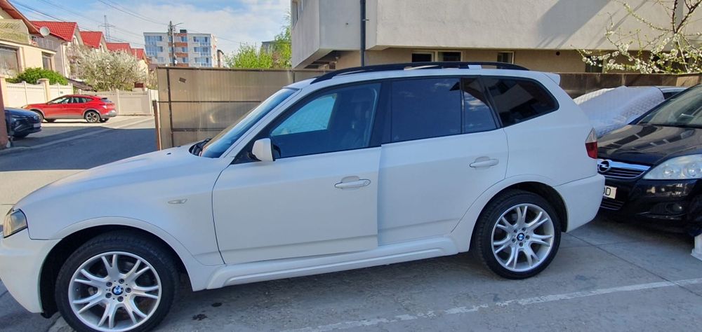 Vând Bmw X3 e 83