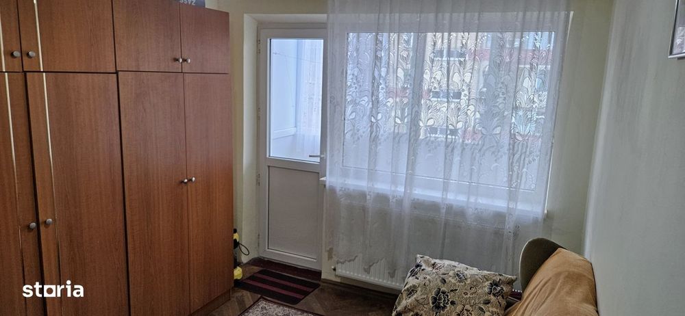 Vand apartament 2 camere in Deva, zona Constructorilor, etaj 3,