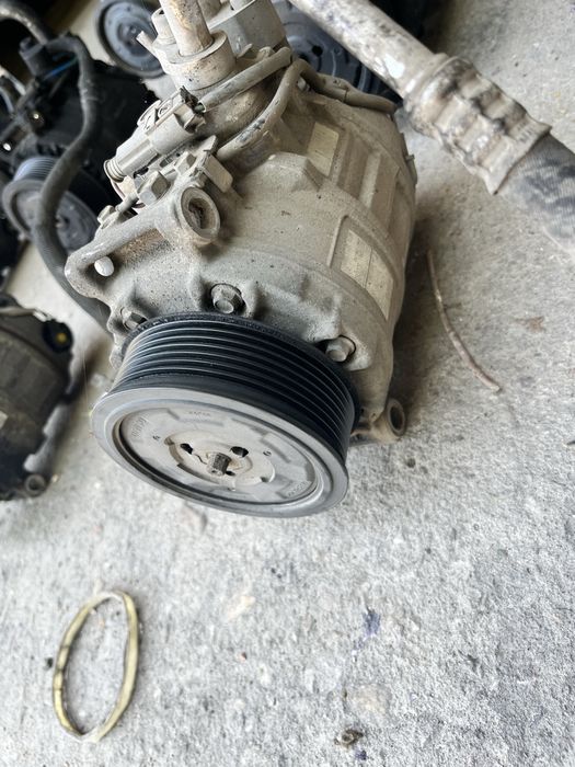 Компресор климатик Mercedes Om642 V6 ML W164 , S W221, E-211, CLS W19