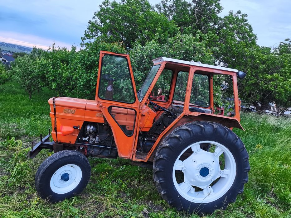 Tractor fiat 600