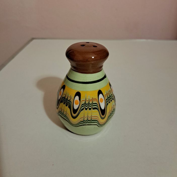 Керамични съдове - Кана,Гърне , Свещник и пепелник