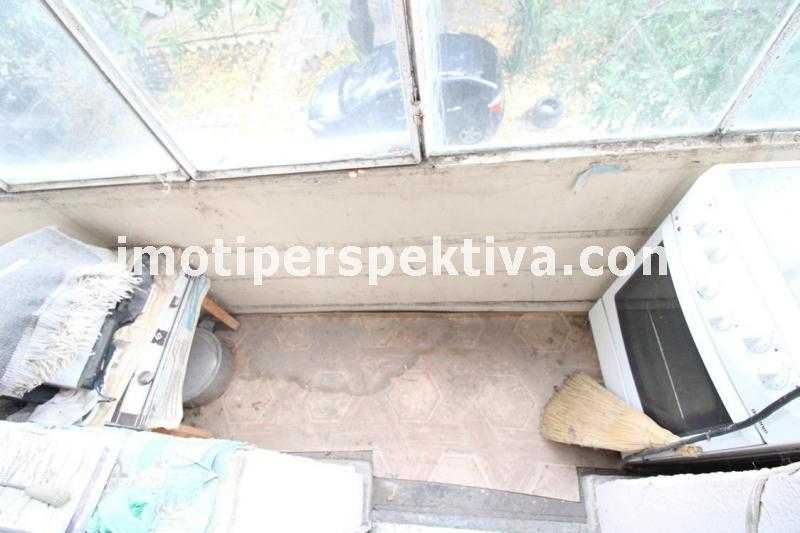 Продава се Тристаен апартамент в Пловдив, Христо Смирненски - 81 кв.м за 1321 €/кв.м - Снимка #10