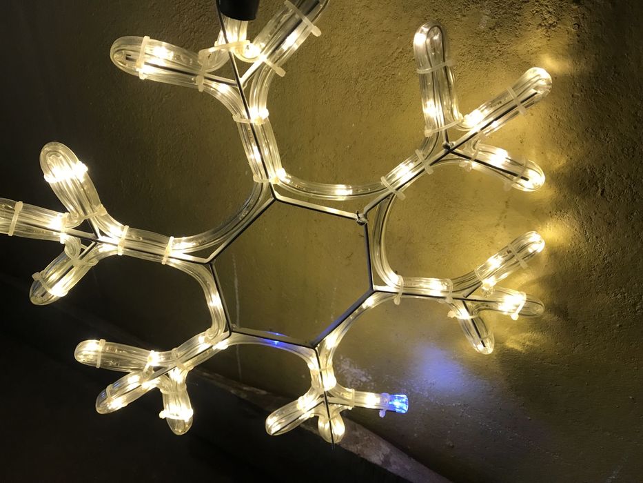 Продам герлянды новые